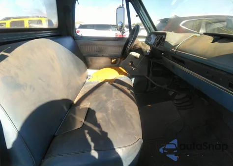 1969 Plymouth Grand Voyager z USA, uszkodzony, nr VIN RH41B9G215553